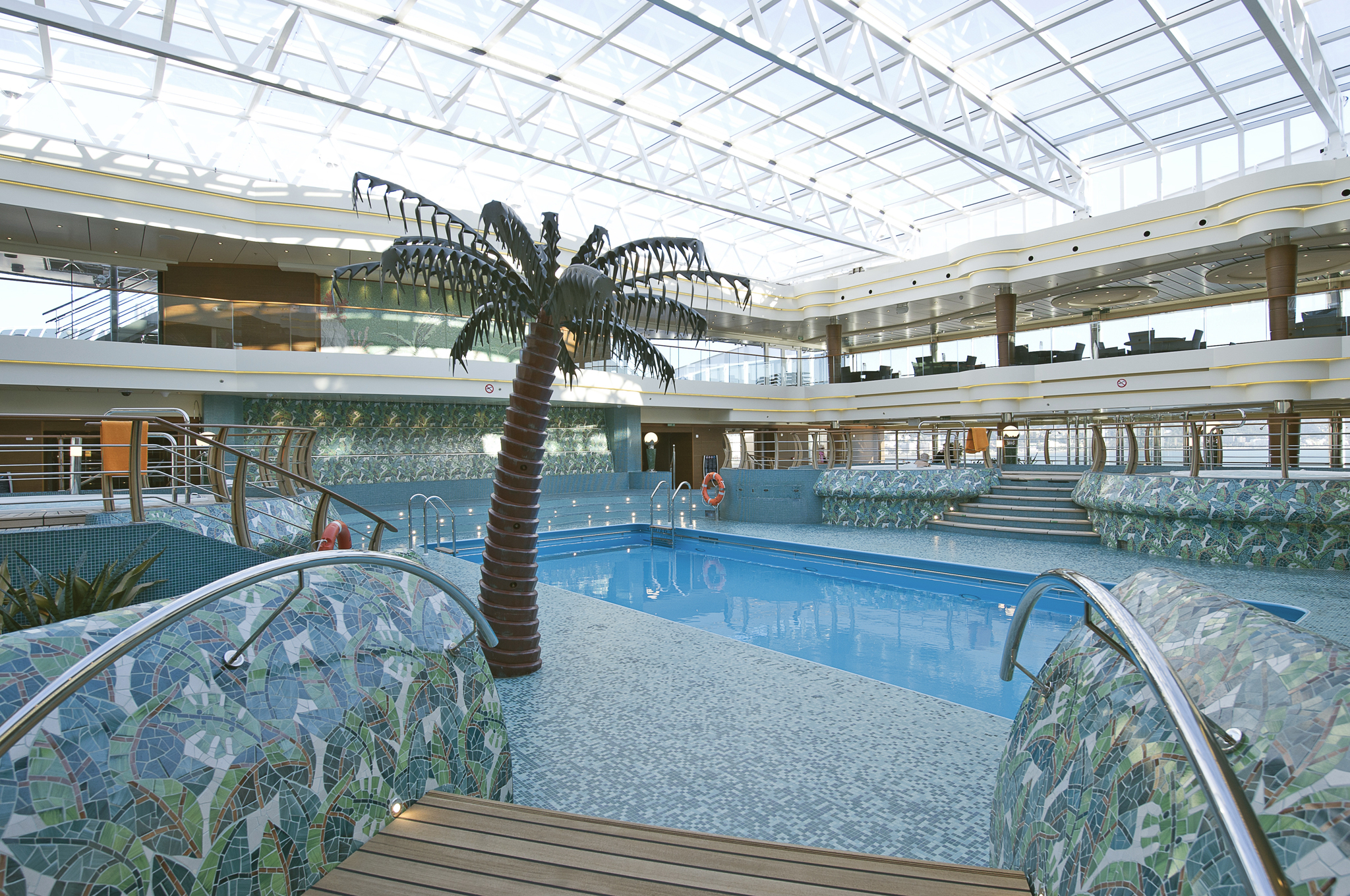 Le Sirene - Indoor Pool