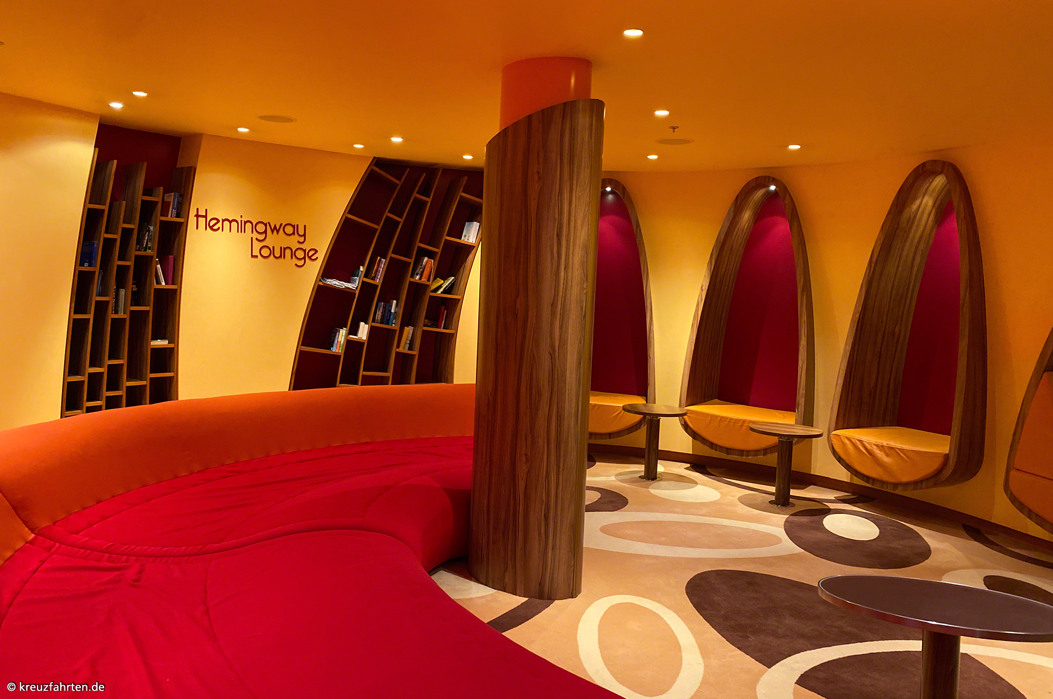Hemingway Lounge