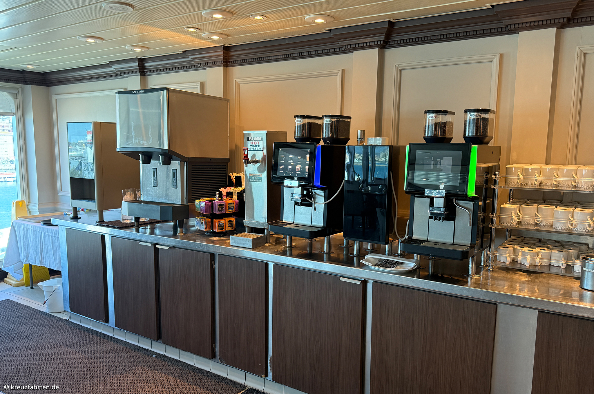 Windows Café Buffet