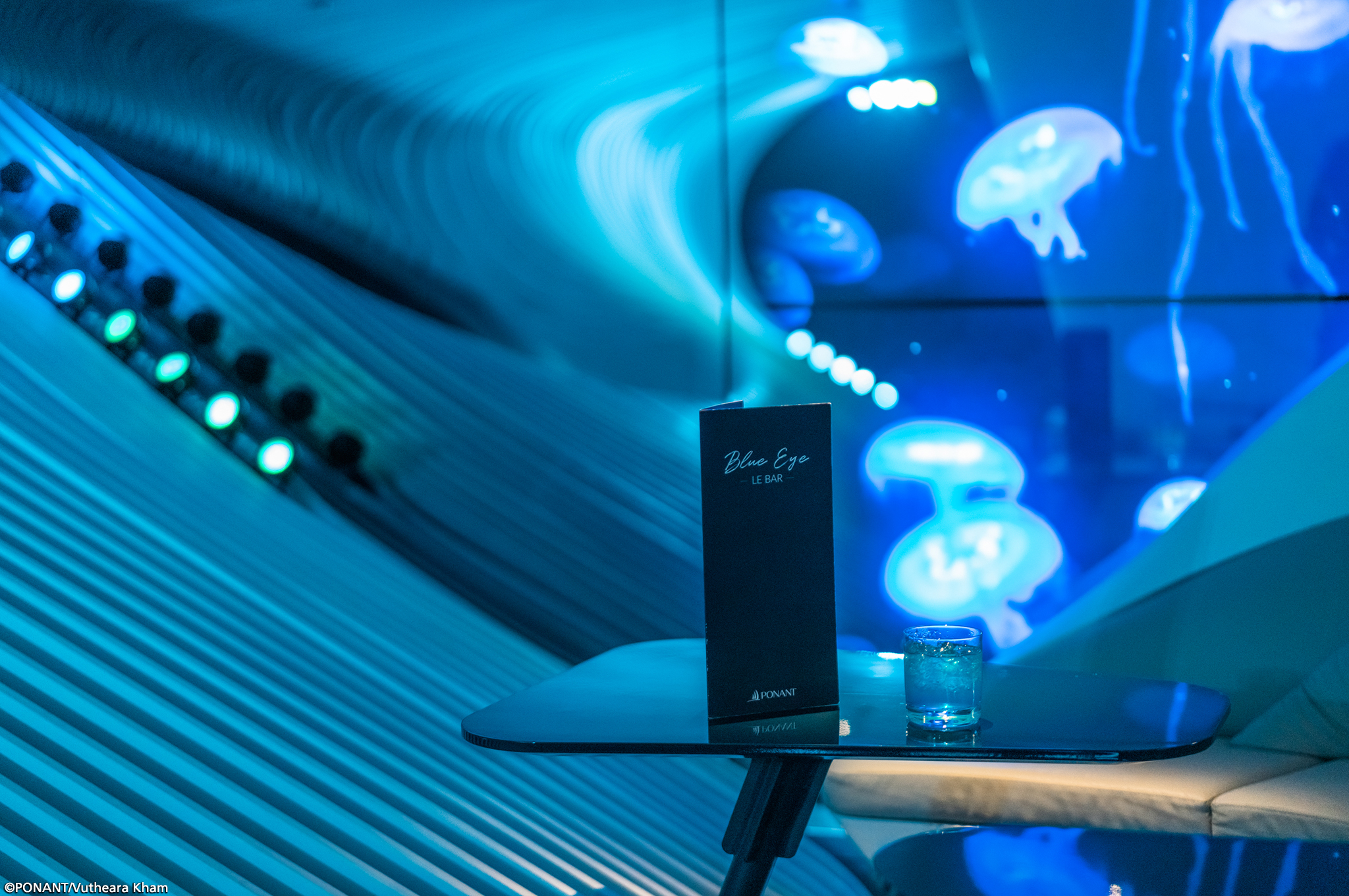 Relaxen in der innovativen Unterwasserlounge