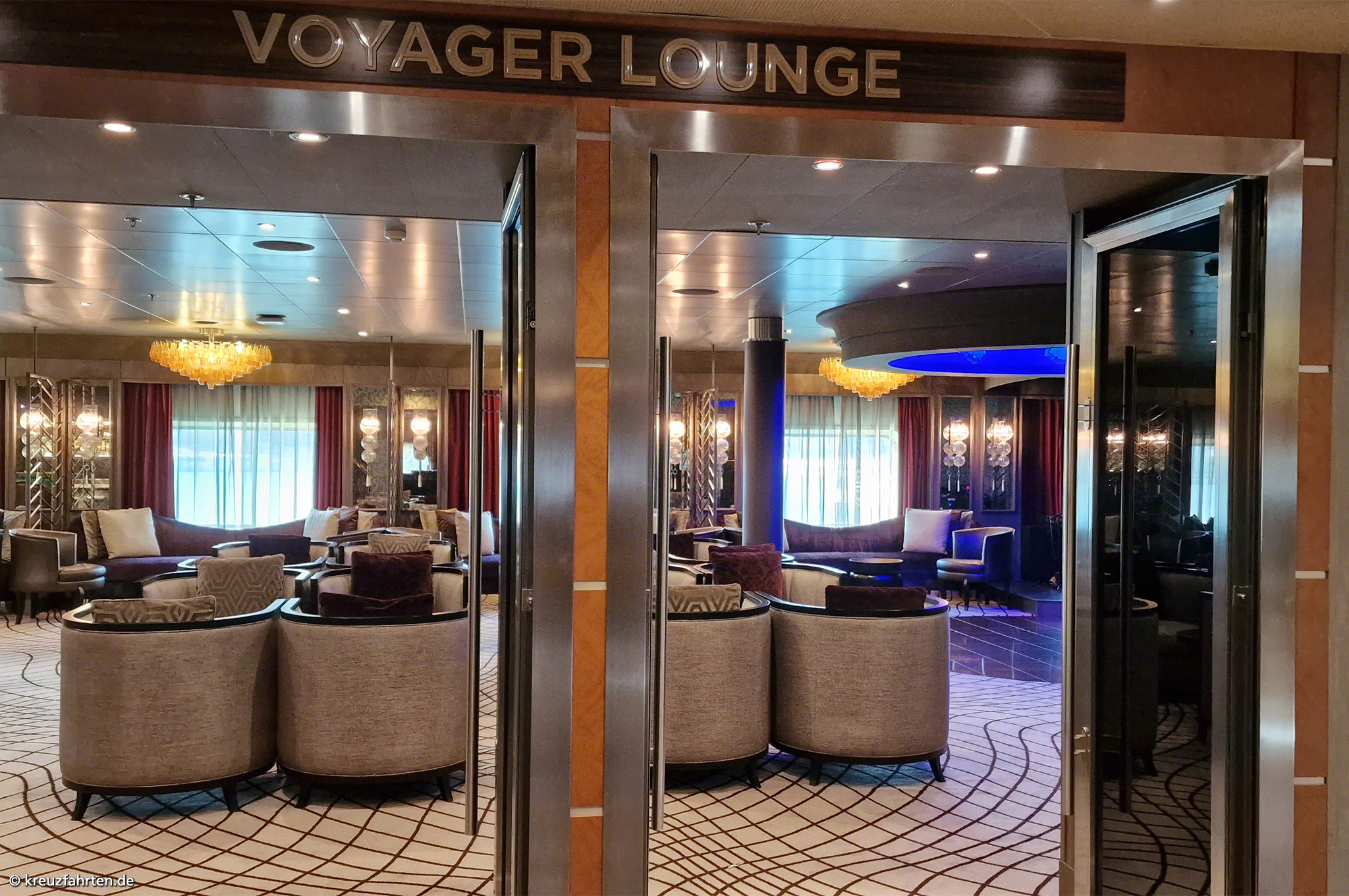 Voyager Lounge