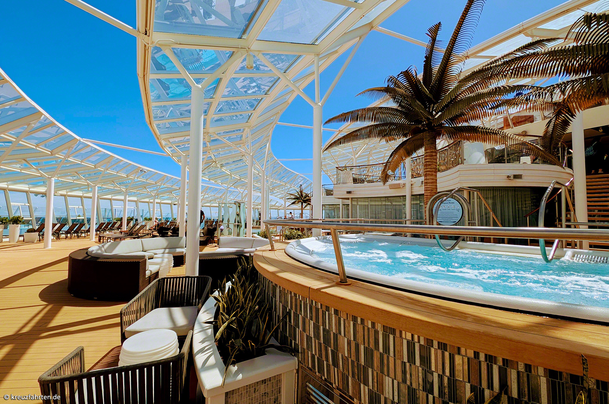 Solarium Adults Only Bereich