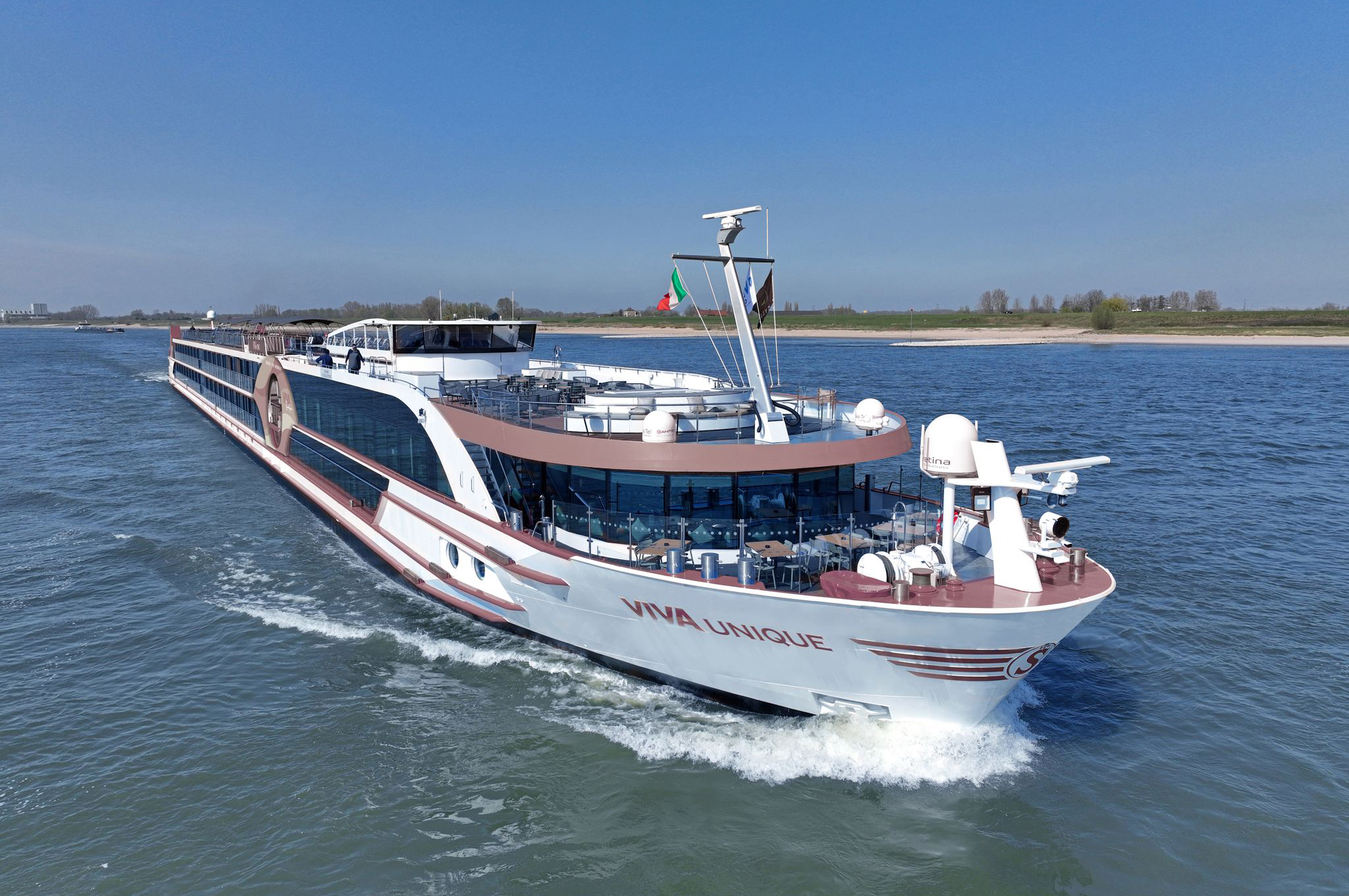 VIVA UNIQUE von VIVA Cruises auf See