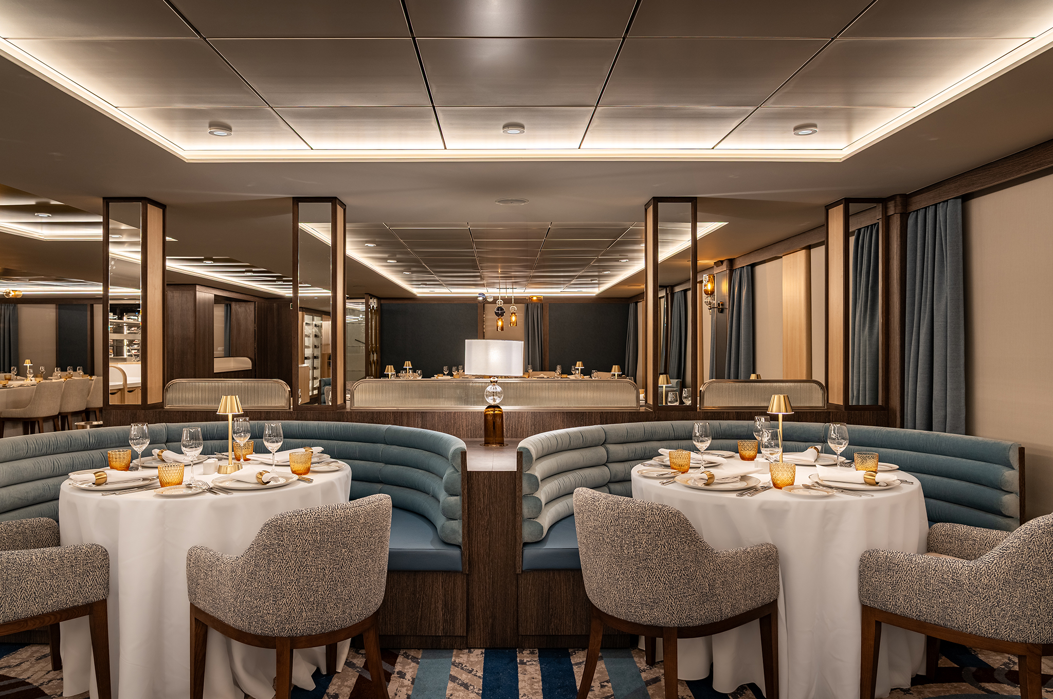Amphora Restaurant auf der Star Seeker