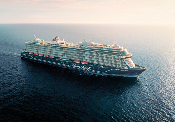 <span class="altPraefixWrapper">ab</span>Mein Schiff Flow<br>19 Nächte Kanaren ab Hamburg